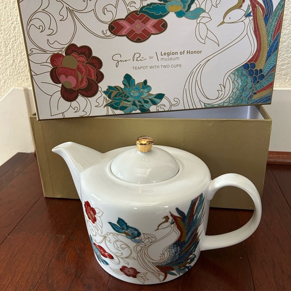 Guo Pei for Legion of Honor SF tea pot w/ 2 cups set new in box collectible - Picture 3 of 14